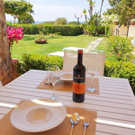 Villa Santina - *