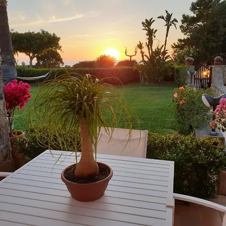 Santina -