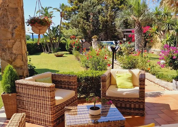 Santina - Villa Cefalu