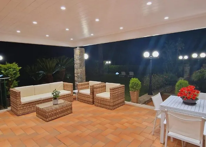 Santina - Villa Cefalu