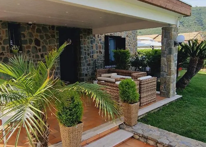 Santina - Villa Cefalu