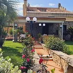 Santina -