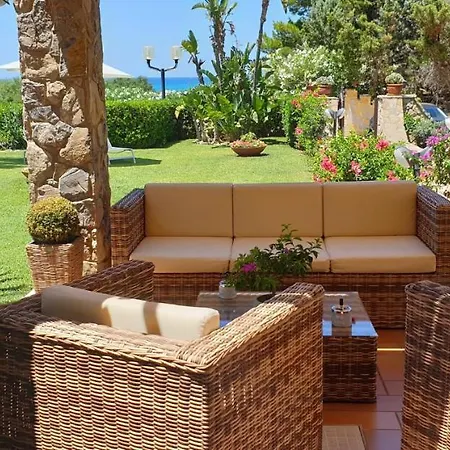 Santina - Cefalu