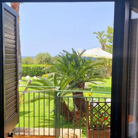 Santina - * Cefalu