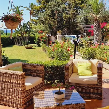 Santina - Villa Cefalù