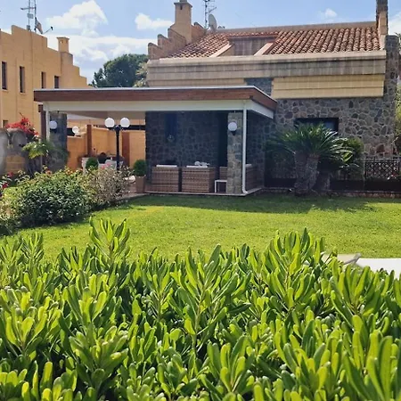 Villa Santina - *