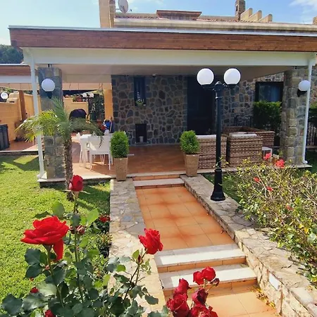 Villa Santina - *