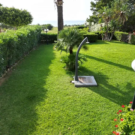 Santina - Cefalu