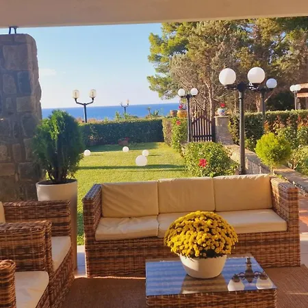 Santina -