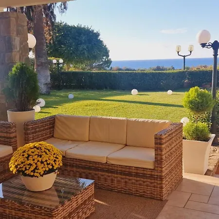 Santina - * Cefalu