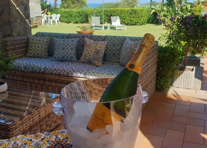 Santina - * Чефалу